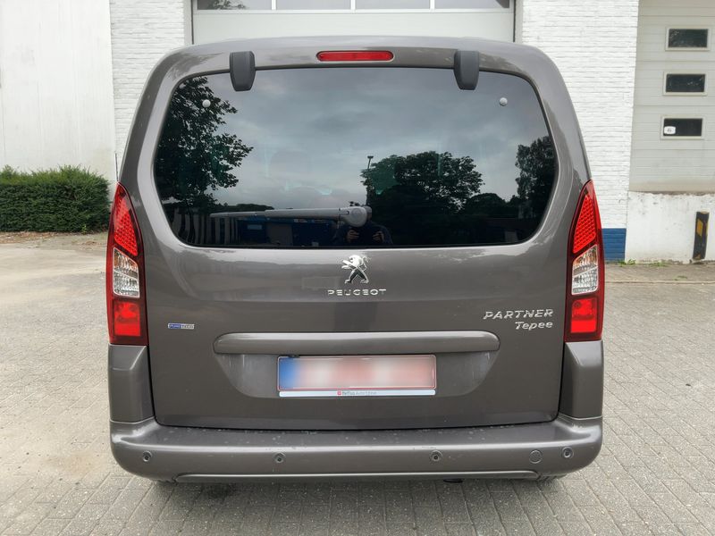 Peugeot Partner 1.2 PureTech Active — zdjęcie 5