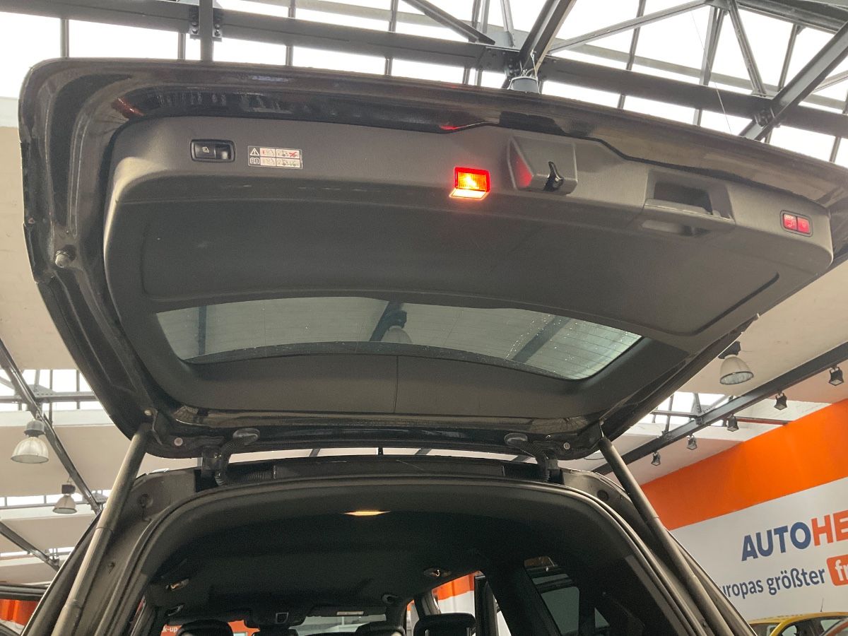 Mercedes-Benz GLS-Klasse 2018 — photo 41