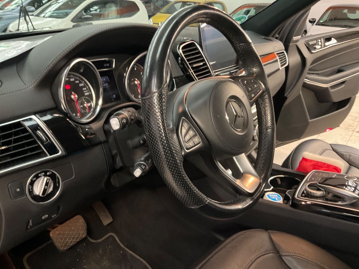 Mercedes-Benz GLS-Klasse 2018 — photo 50
