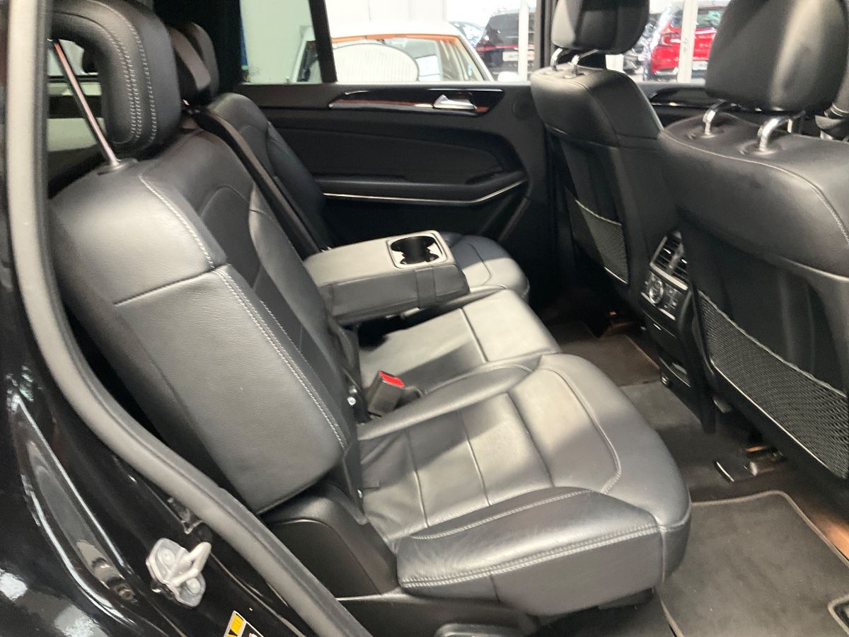 Mercedes-Benz GLS-Klasse 2018 — photo 36
