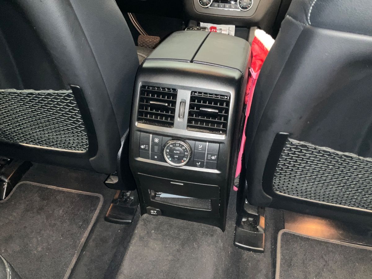 Mercedes-Benz GLS-Klasse 2018 — photo 33