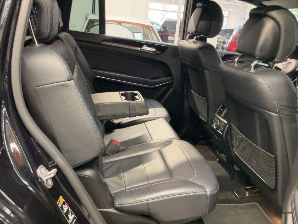 Mercedes-Benz GLS-Klasse 2018 — photo 21