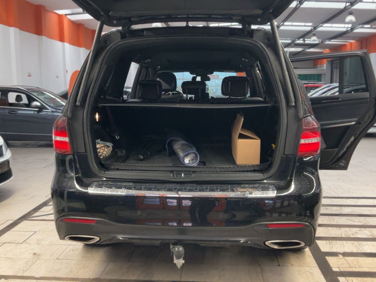 Mercedes-Benz GLS-Klasse 2018 — photo 17