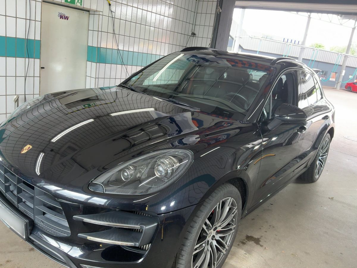 Porsche Macan 2016