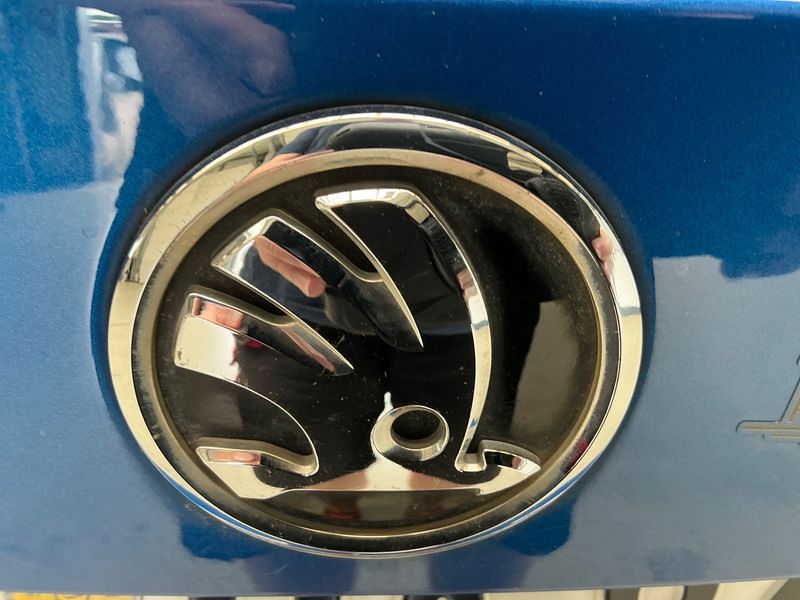 Skoda Fabia 1.0 MPI Cool Plus 2018 – снимка 15