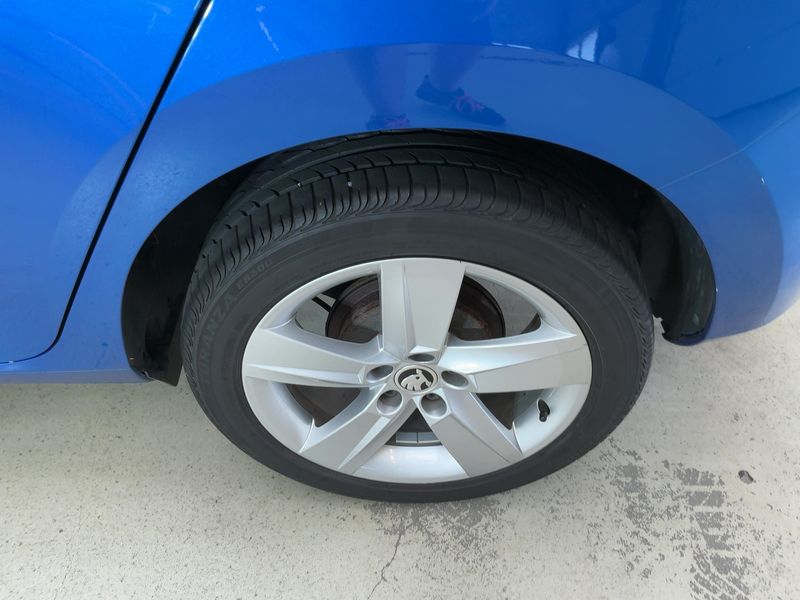 Skoda Fabia 1.0 MPI Cool Plus 2018 – снимка 5