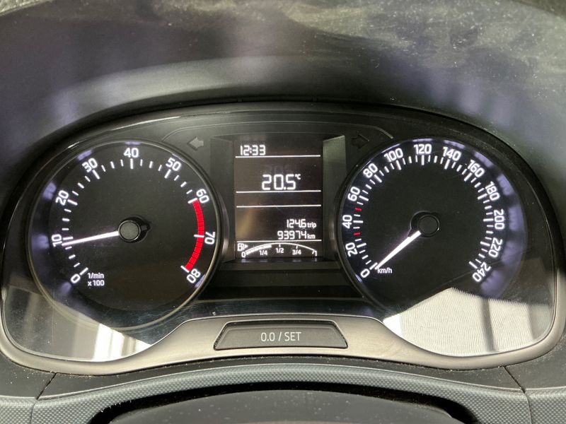 Skoda Fabia 1.0 MPI Cool Plus 2018 – снимка 19