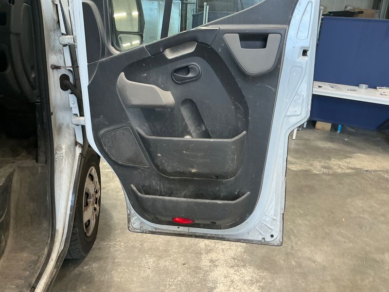 Renault Master 2.3 dCi Energy L2H2 HKa 3,5t 2015 – снимка 46