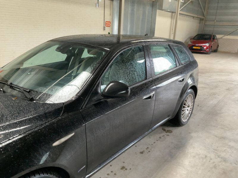 Alfa Romeo Alfa 159 3.2 JTS V6 Distinctive Q4 — zdjęcie 2