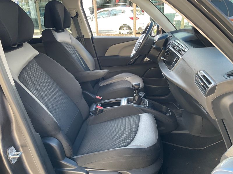 Citroen C4 Spacetourer 1.5 Blue-HDi Shine — zdjęcie 11