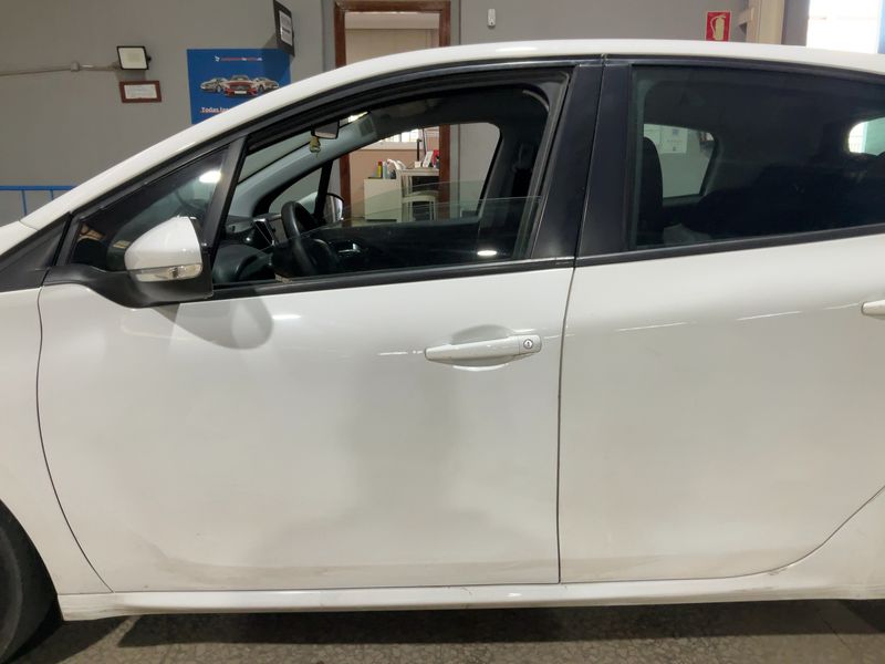 Peugeot 208 1.6 Blue-HDi Active — zdjęcie 4