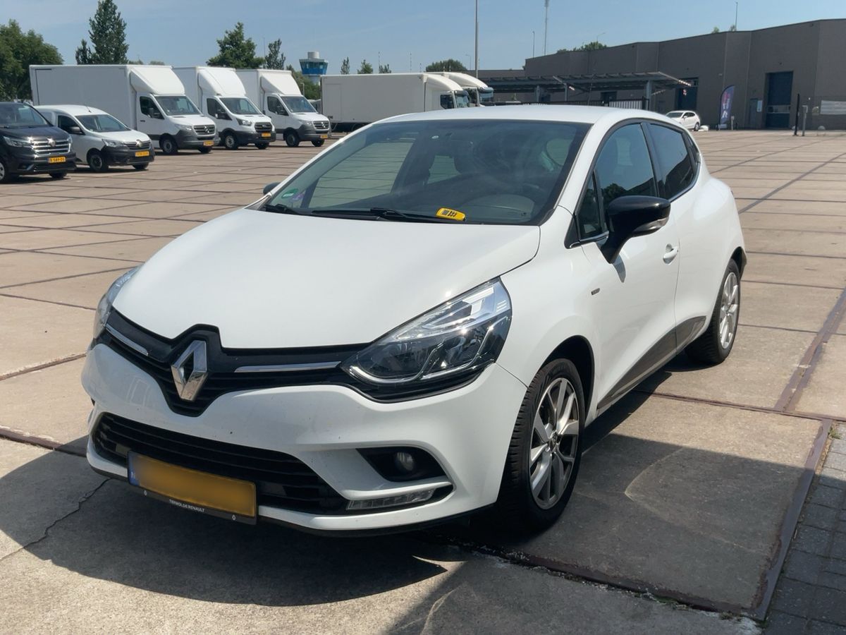 Renault Clio 2019 — photo 1