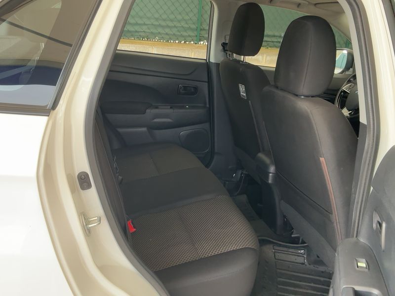 Mitsubishi ASX 1.6 Inform 2WD 2019 – снимка 19