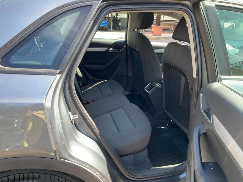 Audi Q3 2.0 TDI quattro — zdjęcie 14