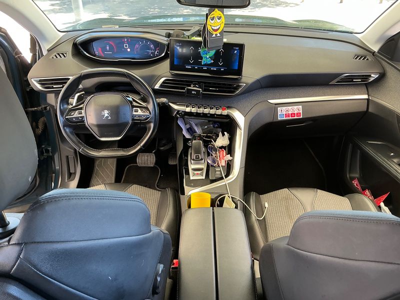 Peugeot 5008 1.2 PureTech Allure Pack — zdjęcie 12