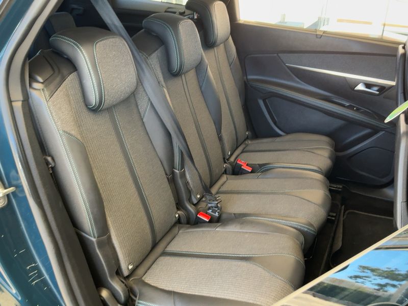 Peugeot 5008 1.2 PureTech Allure Pack — zdjęcie 14