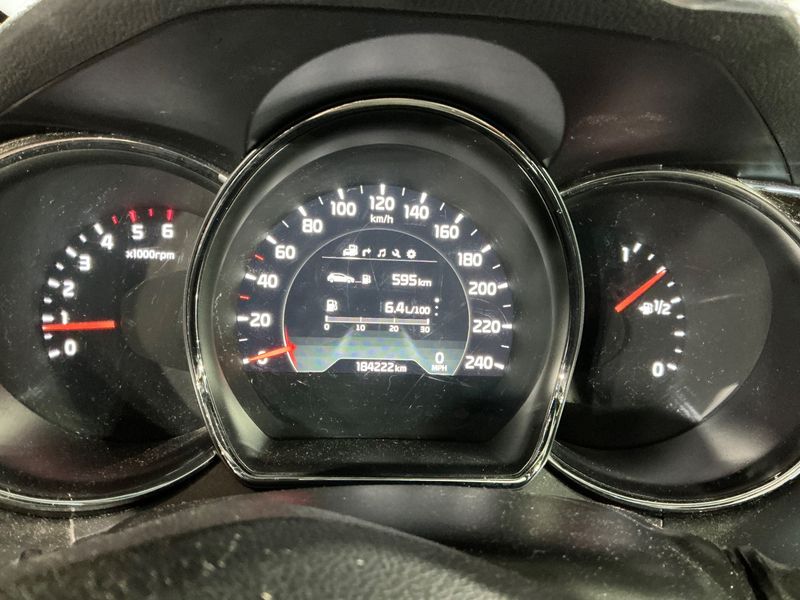 Kia cee'd 1.6 CRDi GT Line — zdjęcie 13