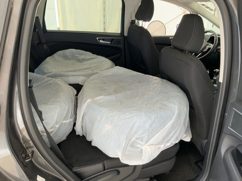 Ford S-Max 1.5 EcoBoost Titanium — zdjęcie 14