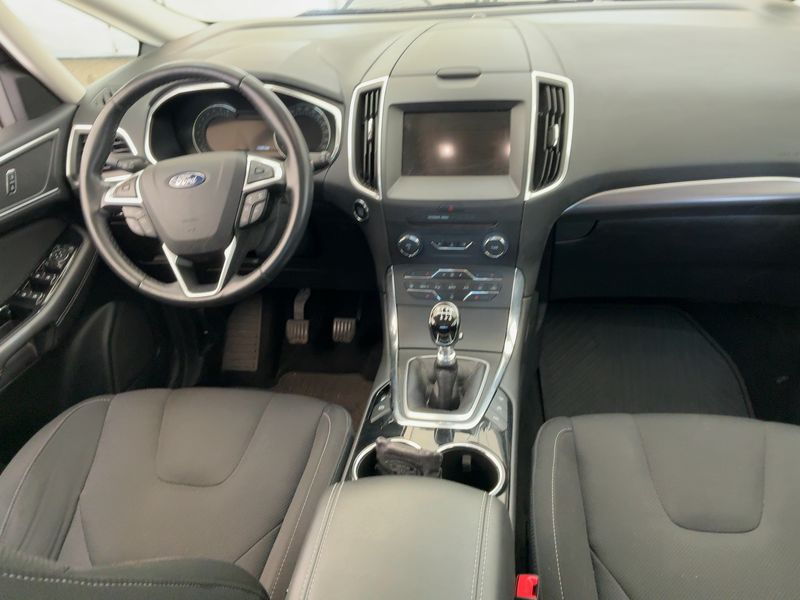 Ford S-Max 1.5 EcoBoost Titanium — zdjęcie 12