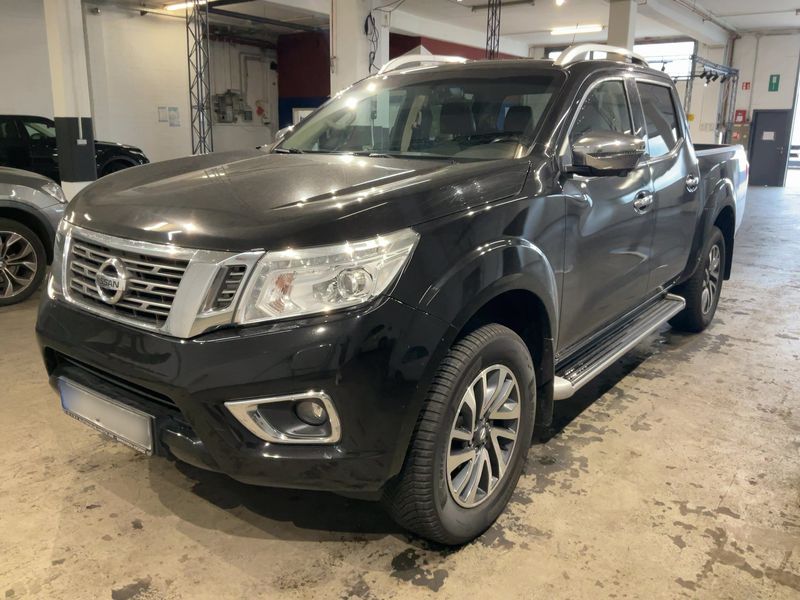 Nissan Navara Pick-up 2.5 dCi Double Cab LE 4x4