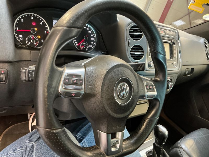 Volkswagen Tiguan 2.0 TDI Sport & Style 4Motion BlueMotion Tech 2013 – снимка 35