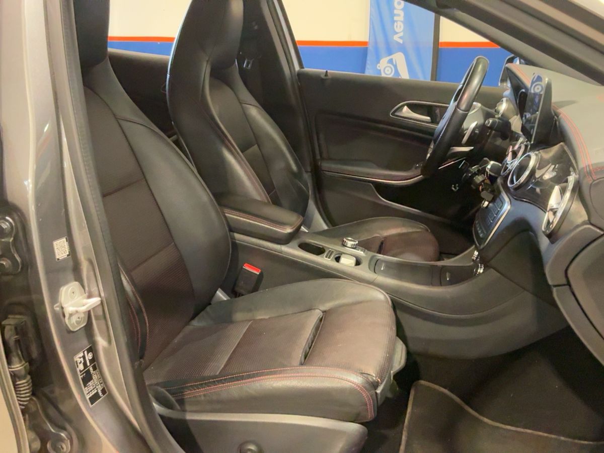Mercedes-Benz GLA-Klasse 2016 — photo 17