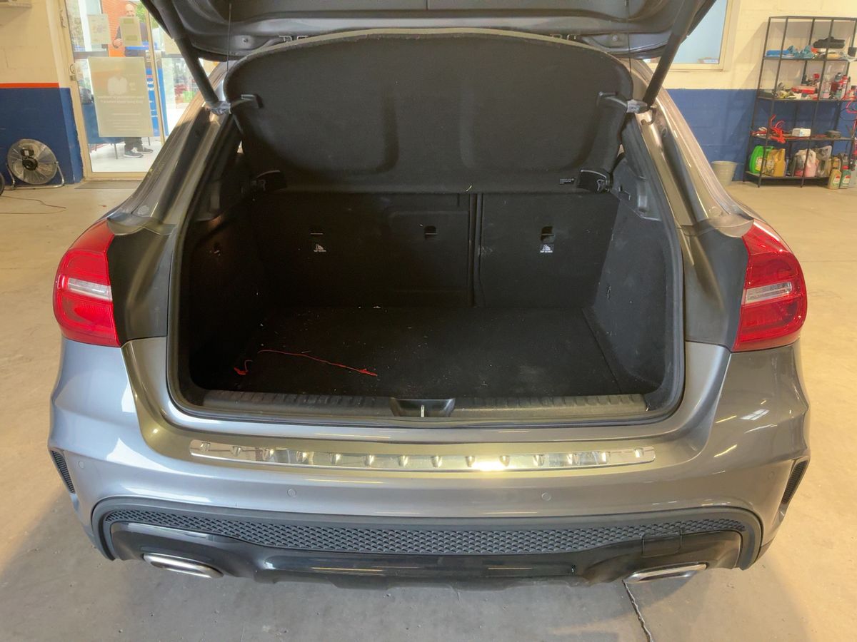 Mercedes-Benz GLA-Klasse 2016 — photo 16