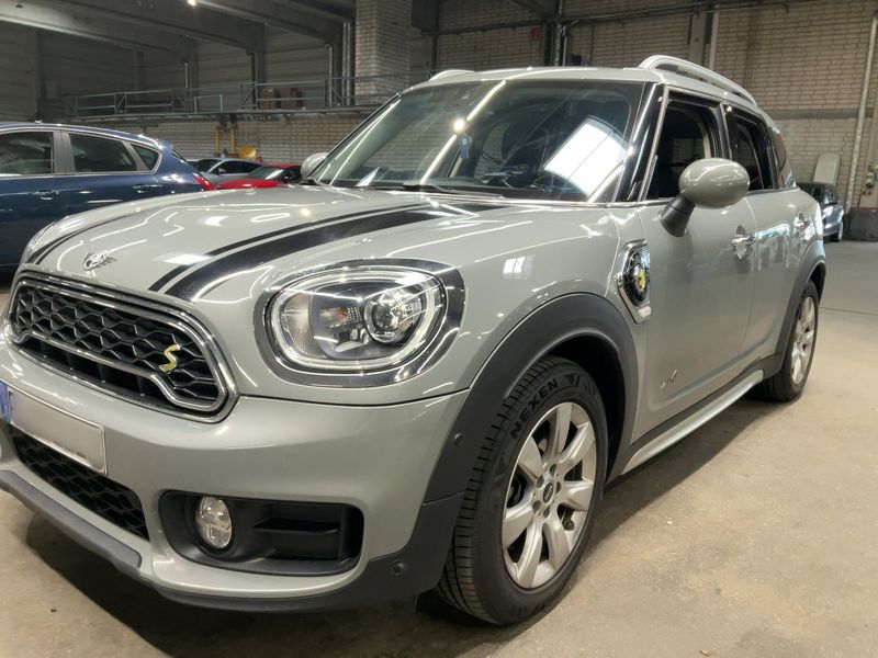 MINI Countryman Cooper S E Hybrid ALL4 — zdjęcie 2