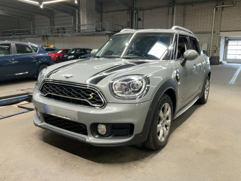 MINI Countryman Cooper S E Hybrid ALL4 — zdjęcie 1