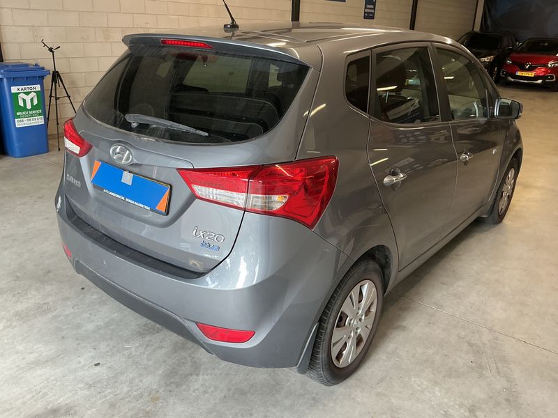 Hyundai ix20 1.4 Classic Blue — zdjęcie 2