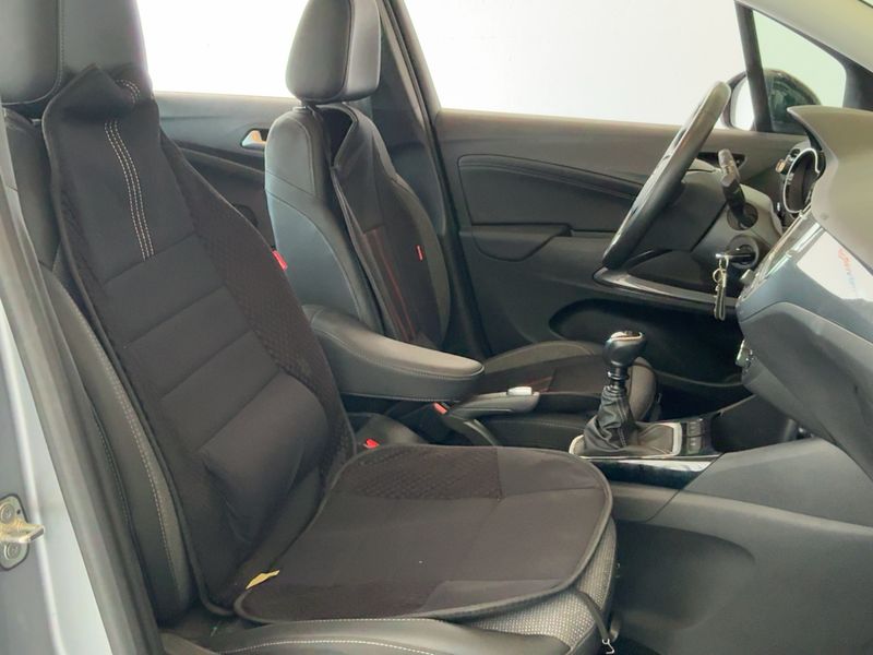 Opel Crossland X 1.2 Turbo Business Elegance — zdjęcie 11