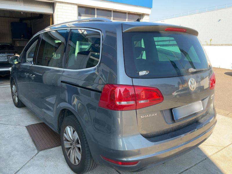Volkswagen Sharan 2.0 TDI Comfortline BlueMotion Tech — zdjęcie 3