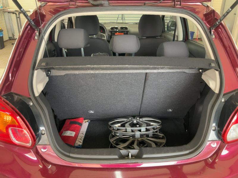 Mitsubishi Space Star 1.0 Edition 100 — zdjęcie 10