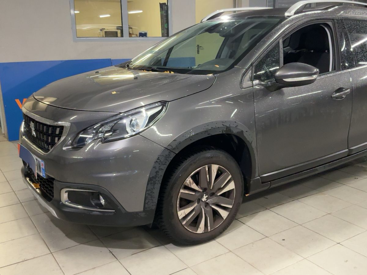 Peugeot 2008 1.2 PureTech Allure