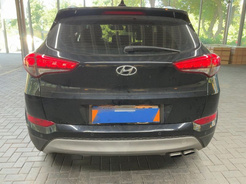 Hyundai Tucson 1.6 TGDI Premium 2WD — zdjęcie 5