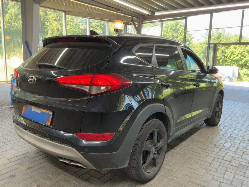 Hyundai Tucson 1.6 TGDI Premium 2WD — zdjęcie 6