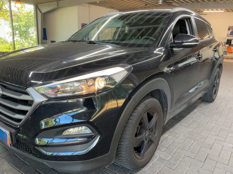 Hyundai Tucson 1.6 TGDI Premium 2WD — zdjęcie 2