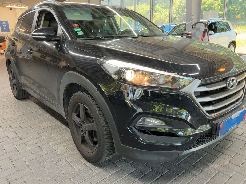 Hyundai Tucson 1.6 TGDI Premium 2WD — zdjęcie 8
