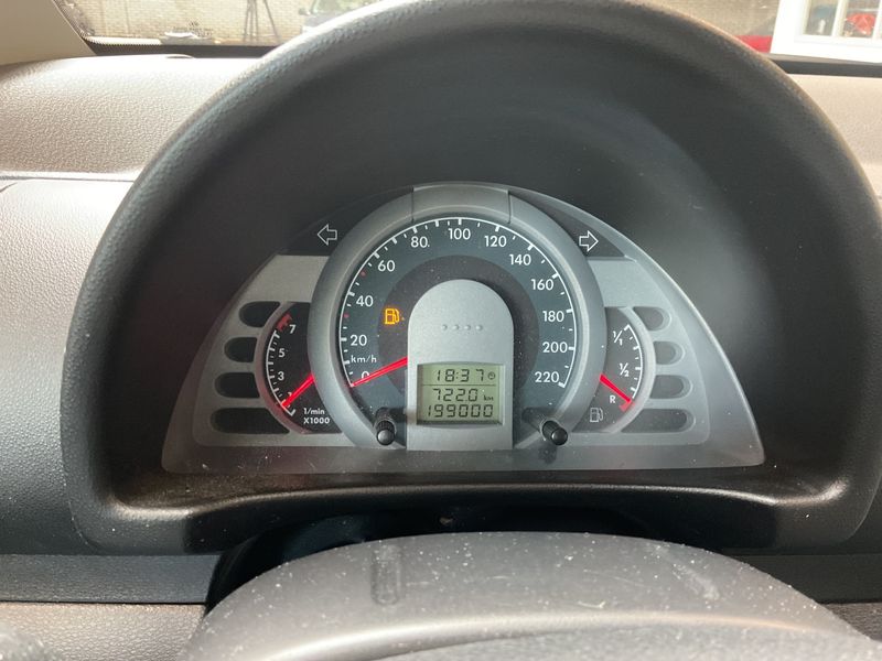 Volkswagen Fox 1.4 — zdjęcie 4
