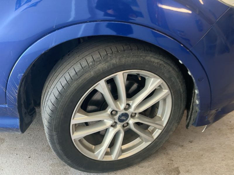 Ford Kuga 2.0 TDCi Individual 2014 – снимка 11