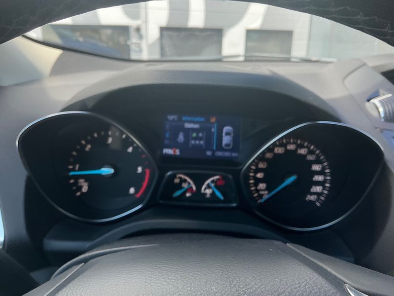 Ford Kuga 2.0 TDCi Individual — zdjęcie 13