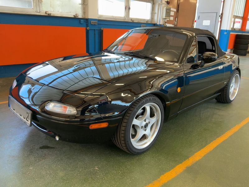 Mazda MX-5 1.8 Roadster