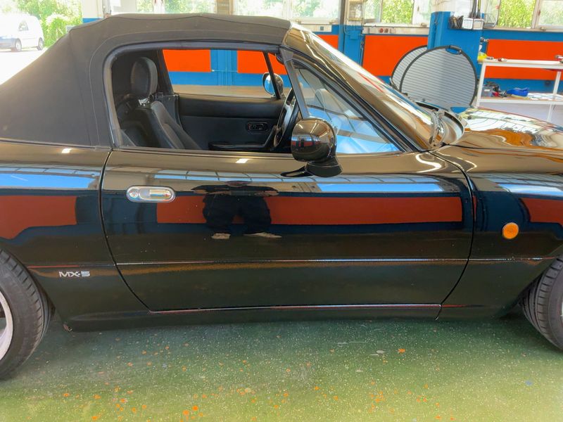 Mazda MX-5 1.8 Roadster — zdjęcie 7
