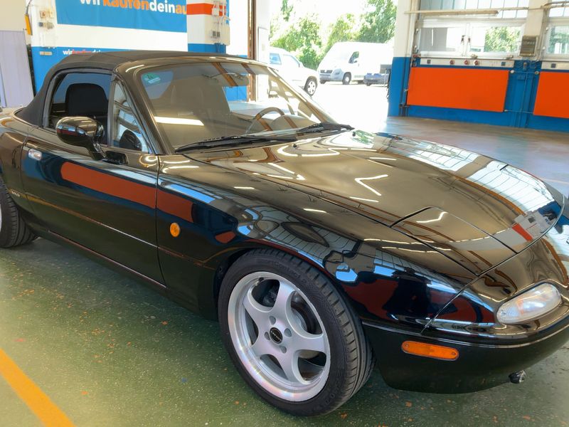Mazda MX-5 1.8 Roadster — zdjęcie 8