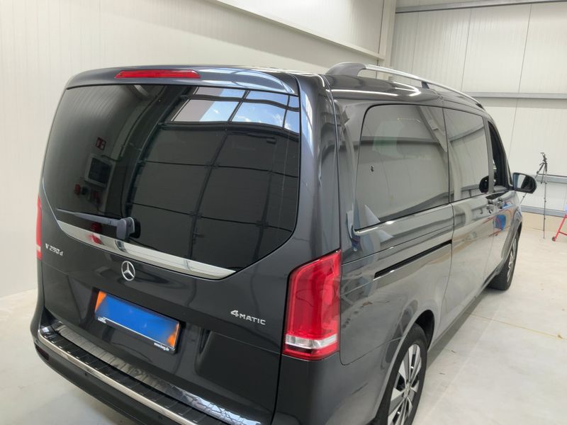Mercedes-Benz V-Klasse V 250 d 4MATIC lang — zdjęcie 6