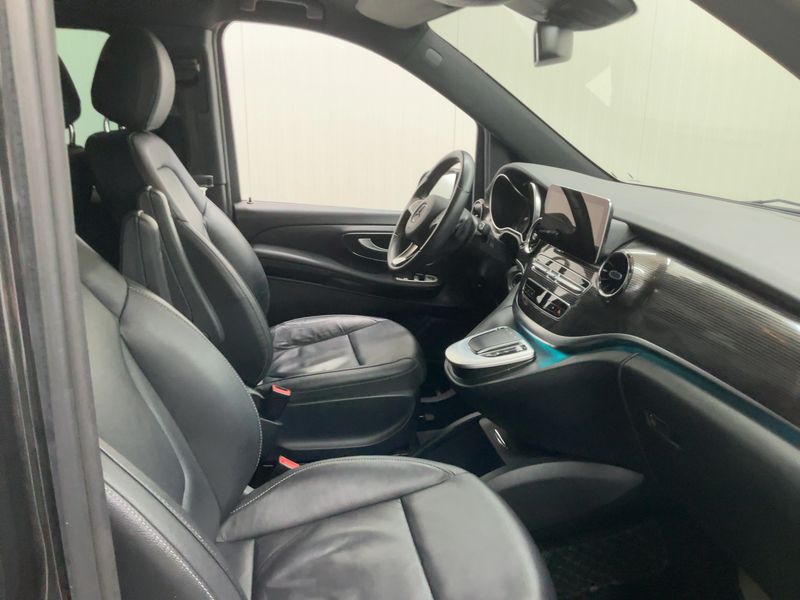 Mercedes-Benz V-Klasse V 250 d 4MATIC lang — zdjęcie 11