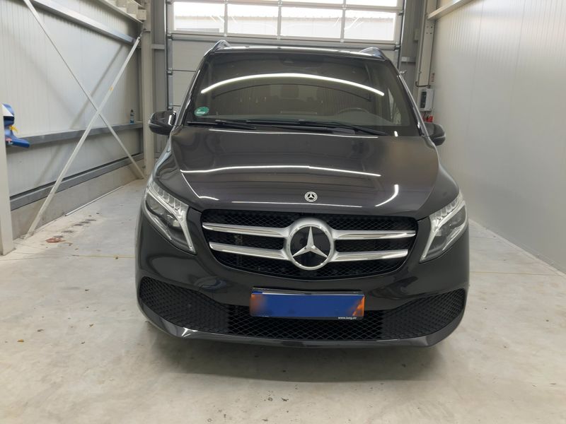 Mercedes-Benz V-Klasse V 250 d 4MATIC lang — zdjęcie 9