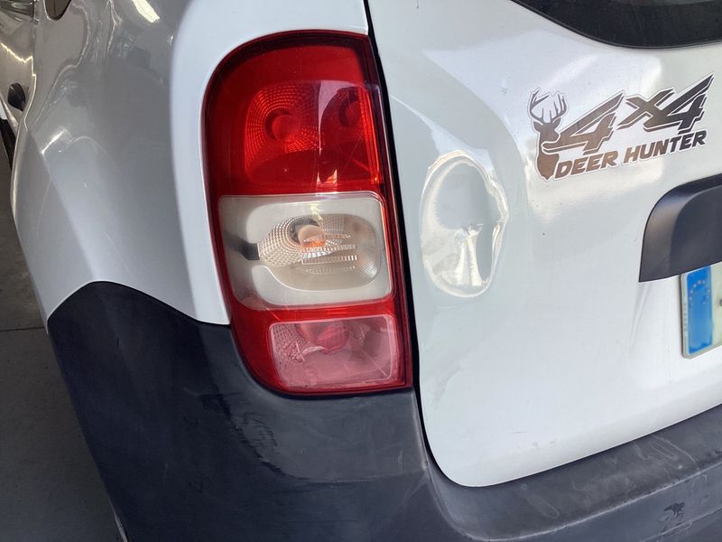 Dacia Duster 1.5 dCi Ambiance 4x4 2016 – снимка 29