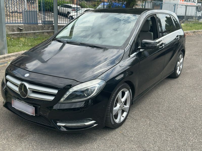 Mercedes-Benz B-Klasse B 180 CDI Premium — zdjęcie 1