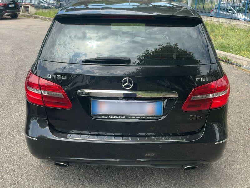 Mercedes-Benz B-Klasse B 180 CDI Premium — zdjęcie 5
